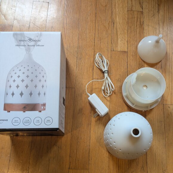 Serene House Supernova White 125 Ceramic Ultrasonic Aroma Diffuser w/ Wood Base - Picture 9 of 13